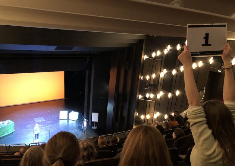 Poetry Slam „Dead or Alive“: Am Ende entscheidet das Publikum!