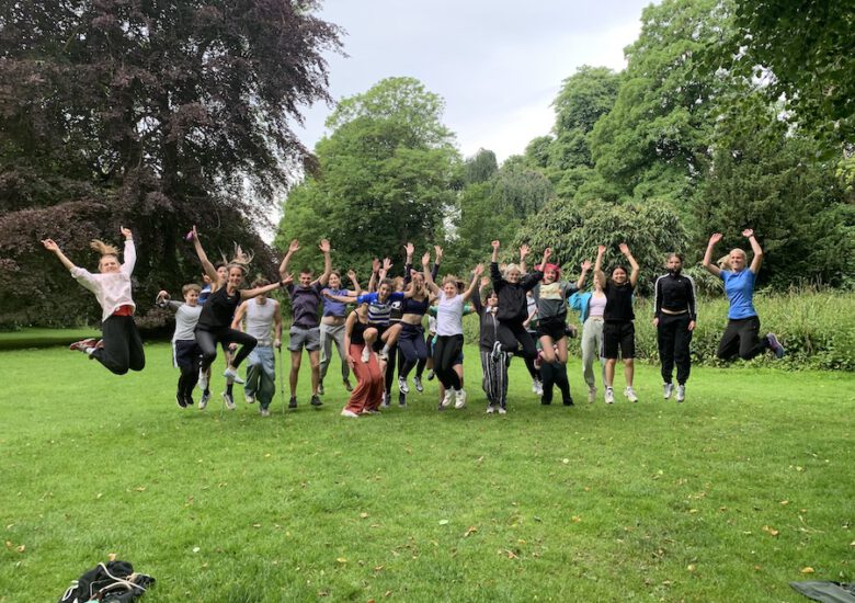 Laufend Gutes tun: Sponsorenlauf der Jahrgänge 11 und 12 des Beruflichen Gymnasiums