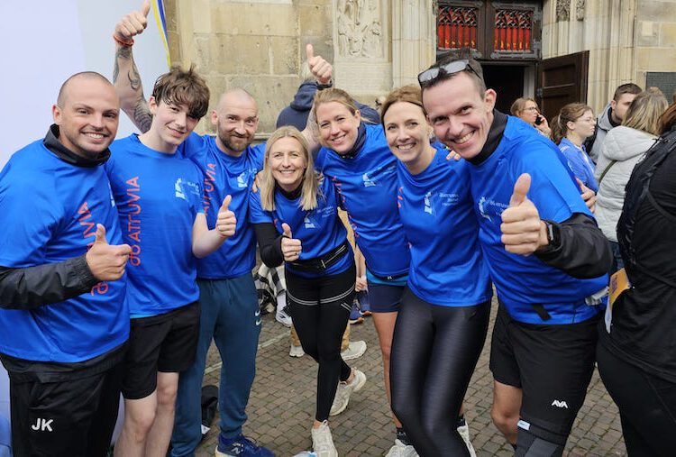Füreinander laufen – Miteinander gewinnen: AKBK aktiv beim Münster Marathon 