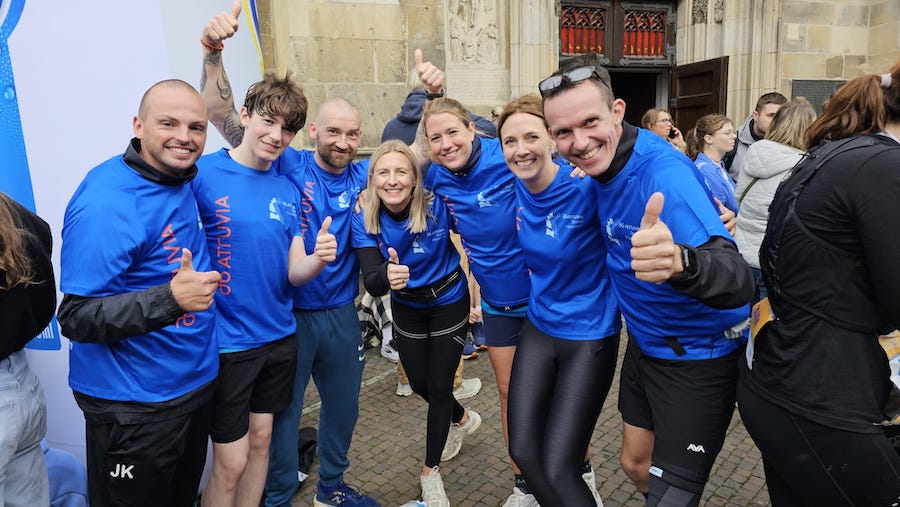 Füreinander laufen – Miteinander gewinnen: AKBK aktiv beim Münster Marathon 