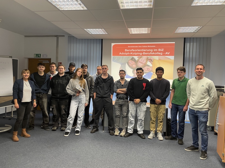 BG-Klassen besuchen Berufsinformationszentrum (BIZ)