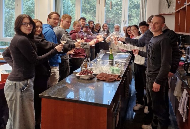 AKBK-GastronomInnen zu „Anerkannten WeinberaterInnen“ qualifiziert