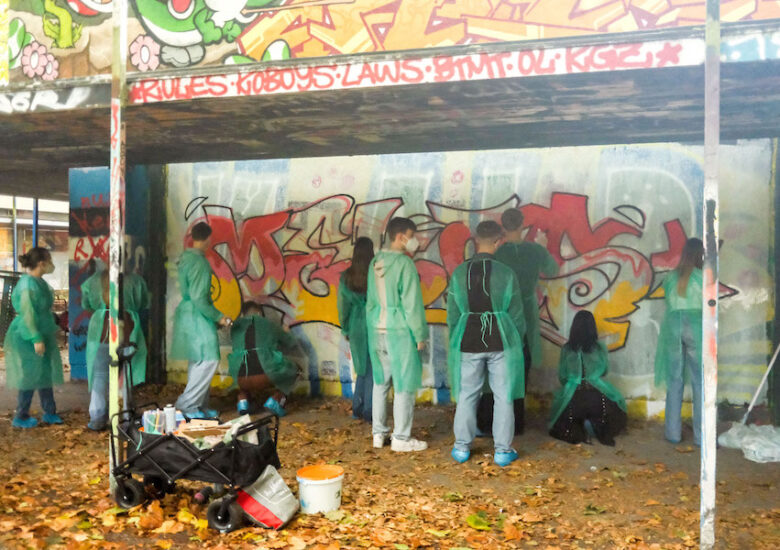 Film- und Fernsehproduktion aus nächster Nähe – Studienfahrt der GTMO1 nach Hamburg