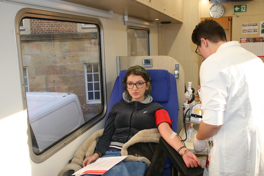 „Ein großes Lob!“ – Blutspendenaktion des DRK am Adolph-Kolping-Berufskolleg 