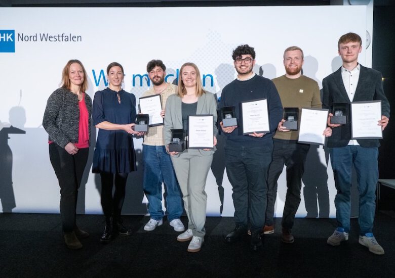 19 Mal „sehr gut“ am AKBK – IHK-Bestenehrung 2025