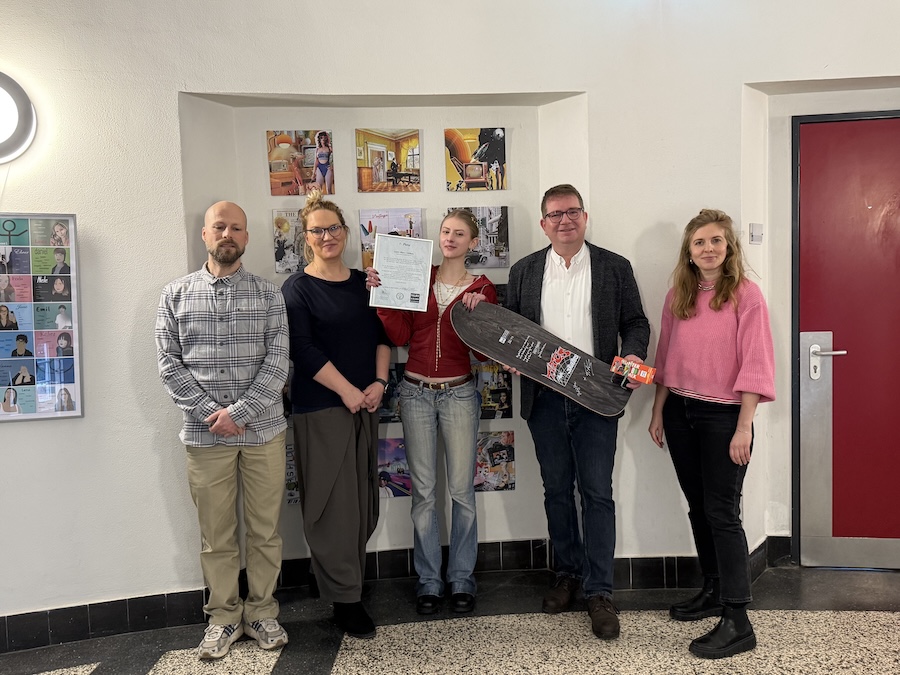 Adolph-Kolping-Gestalterin gewinnt beim bundesweiten Brillenwettbewerb