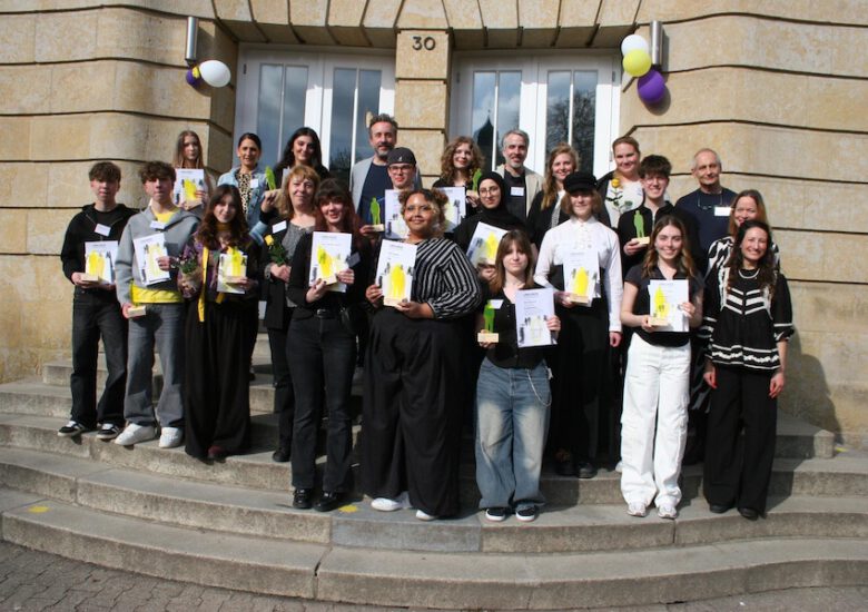 „Träum weiter, aber laut“ – Facharbeitenausstellung der AKBK-Gestalter*innen 2026