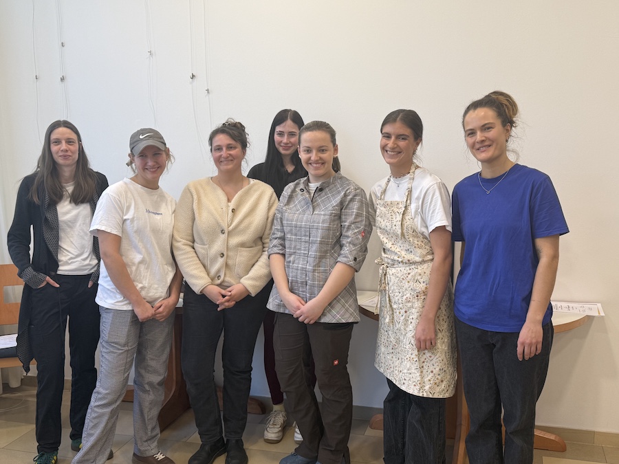 Die Welt der Schokolade – AKBK-Konditorinnen präsentieren themenbezogene Schautorten 